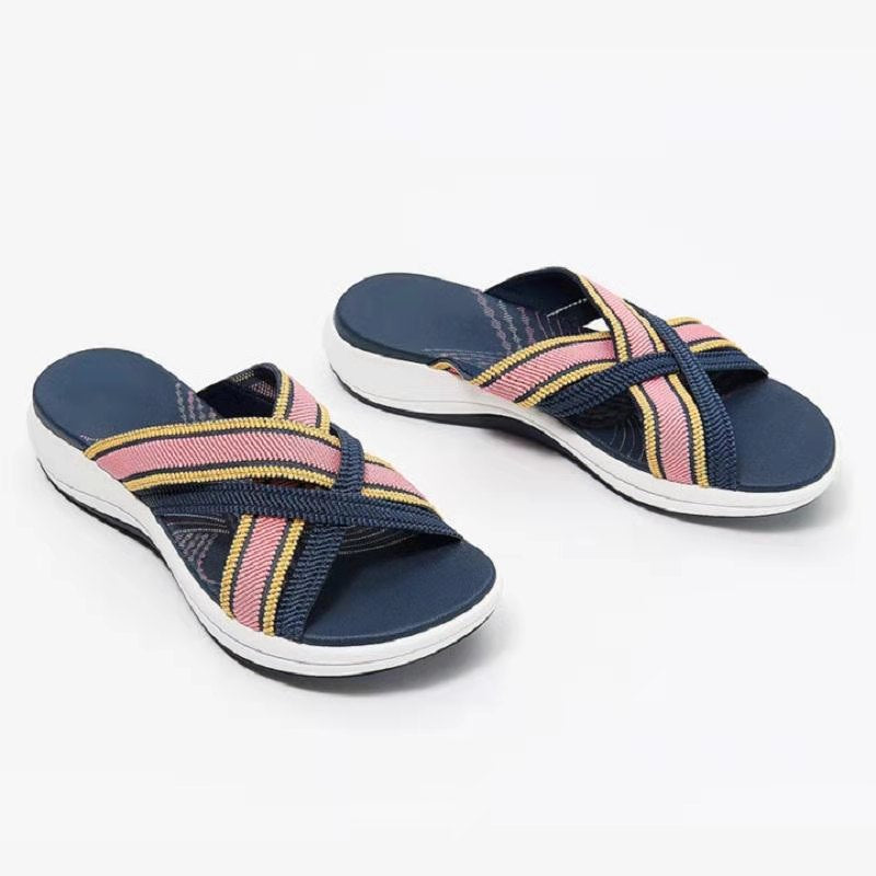 Cross Casual Sandals And Slippers Platform Beach Slippers